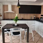 Casa Monalba Sul D'iseo 프레도레